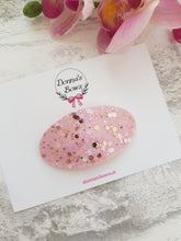 Load image into Gallery viewer, Pinky Oval Snap Clips
