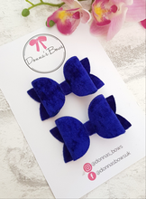 Load image into Gallery viewer, Royal Blue Velvet Pigtail Bows
