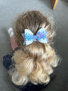 Frozen Snowflake Bow