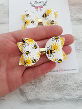 Load image into Gallery viewer, Bumble Bee Pigtails
