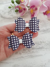 Load image into Gallery viewer, Navy Gingham Bows
