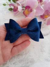 Load image into Gallery viewer, Five Autumn Bow Offer
