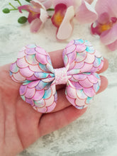 Load image into Gallery viewer, Mermaid Bow
