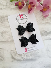 Load image into Gallery viewer, Black glitter bow
