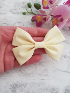 Cotton Pinch bows