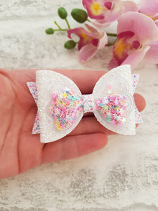 Shaker Glitter Bow