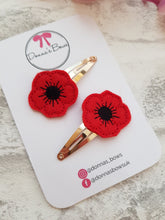 Load image into Gallery viewer, Mini Poppy Clips
