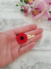 Load image into Gallery viewer, Mini Poppy Clips
