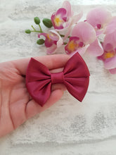 Load image into Gallery viewer, Burgundy Satin Bow
