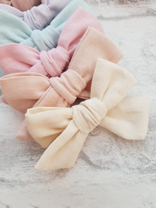 Linen Hand-Tied Bows