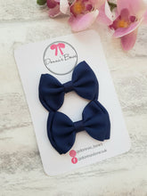 Load image into Gallery viewer, Navy Pigtail Bows
